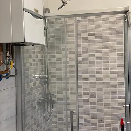 Apartman Festina Lente *